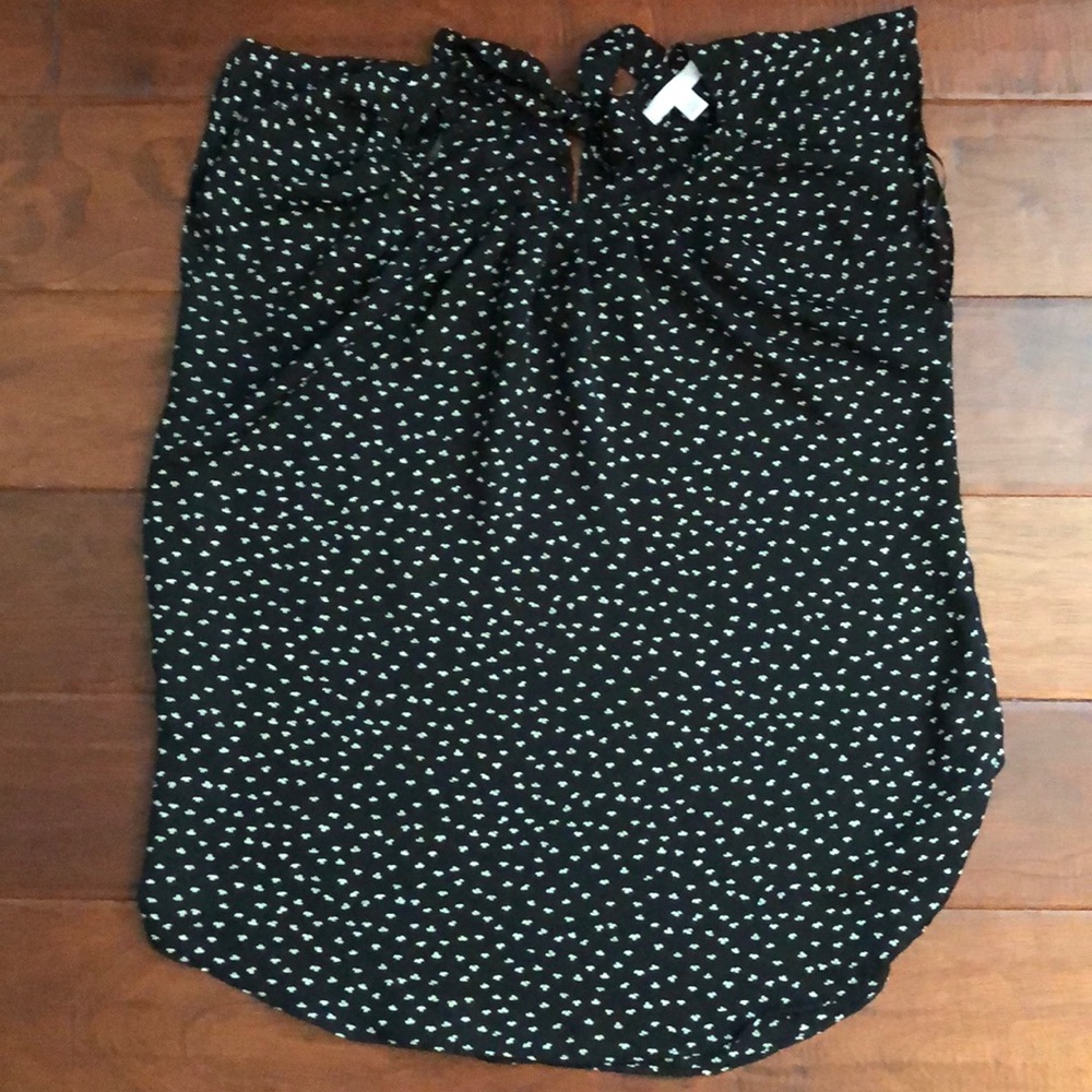 Black and white blouse